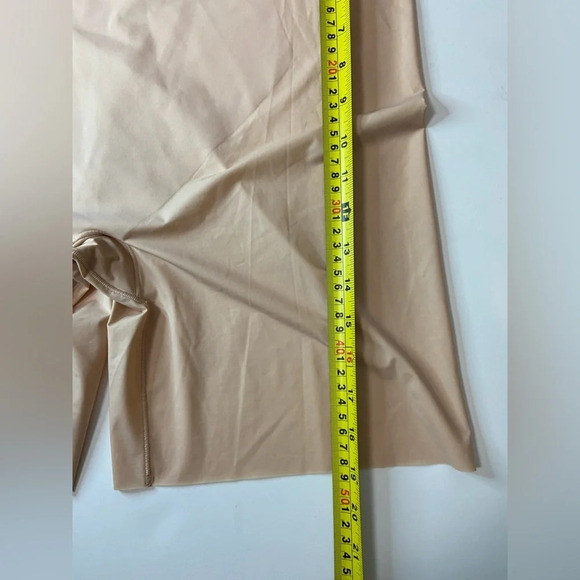 Spanx Nude Shape wear Short Briefs Size 3XL - Picture 8 of 9